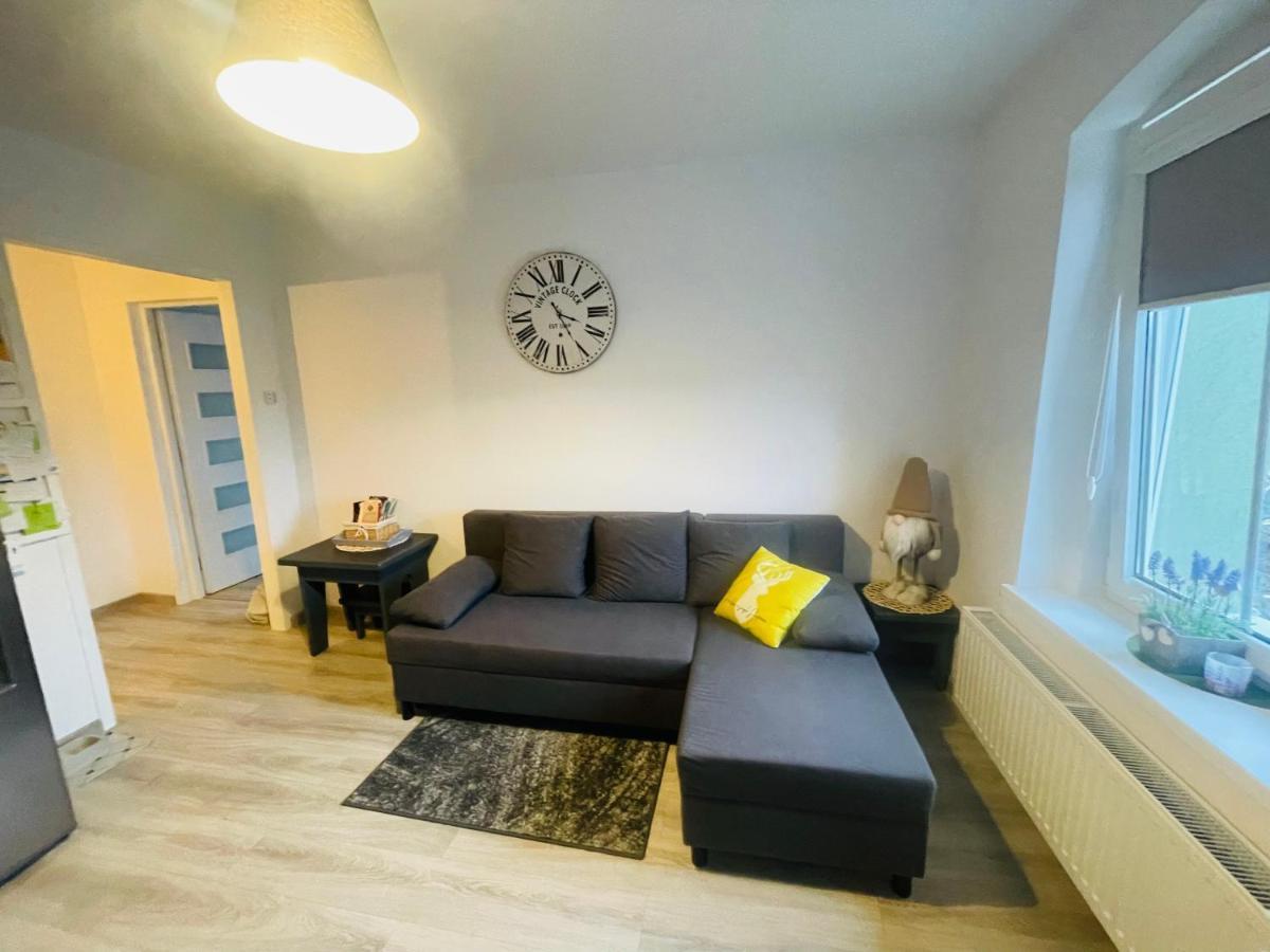 Ferienwohnung Apartament Oliwia Jelenia Góra Exterior foto